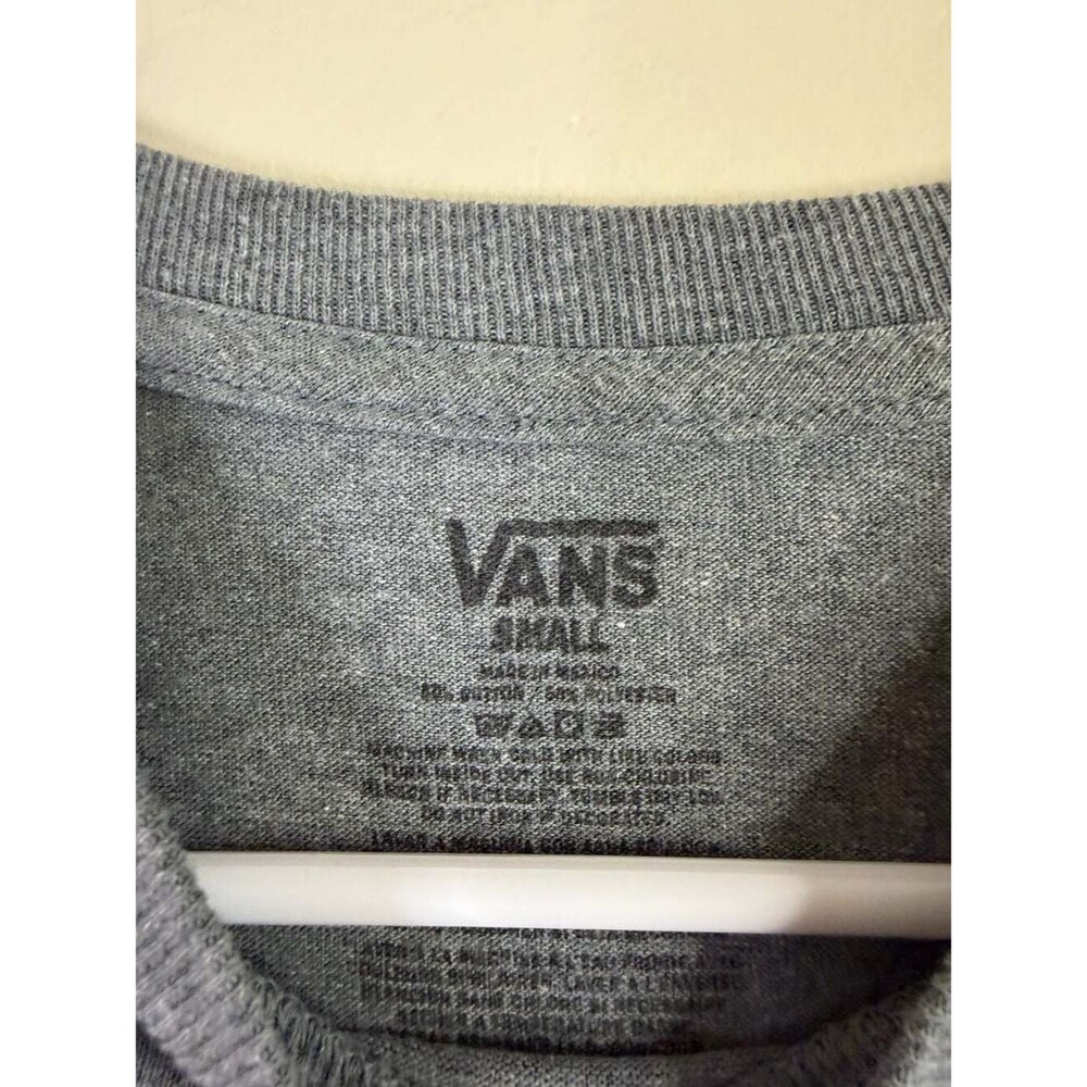 Vans - Picture 2 of 3